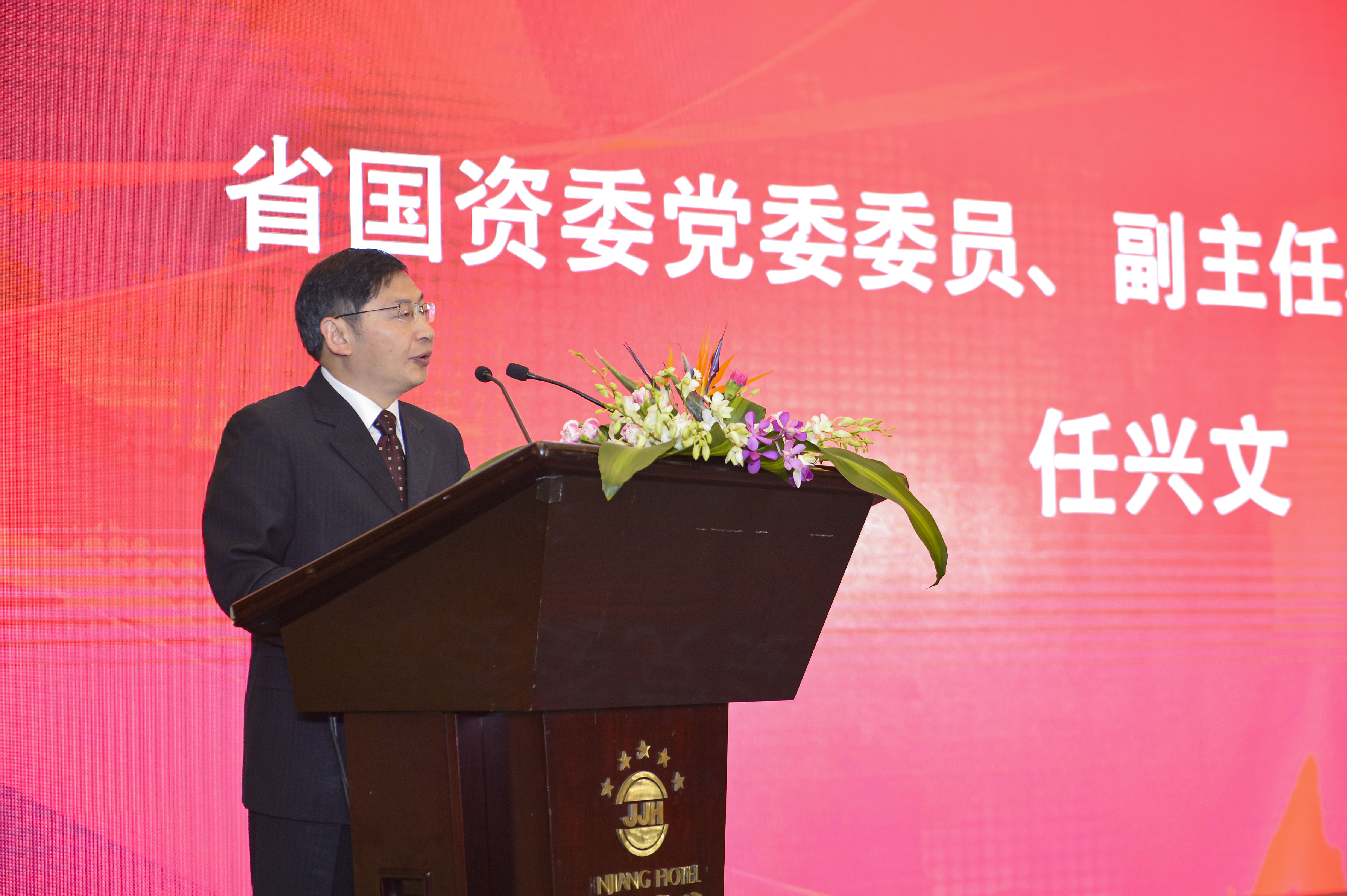 j9体育平台,宏明日望,株洲电子科技,湖南电容器,株洲电容器,电容器