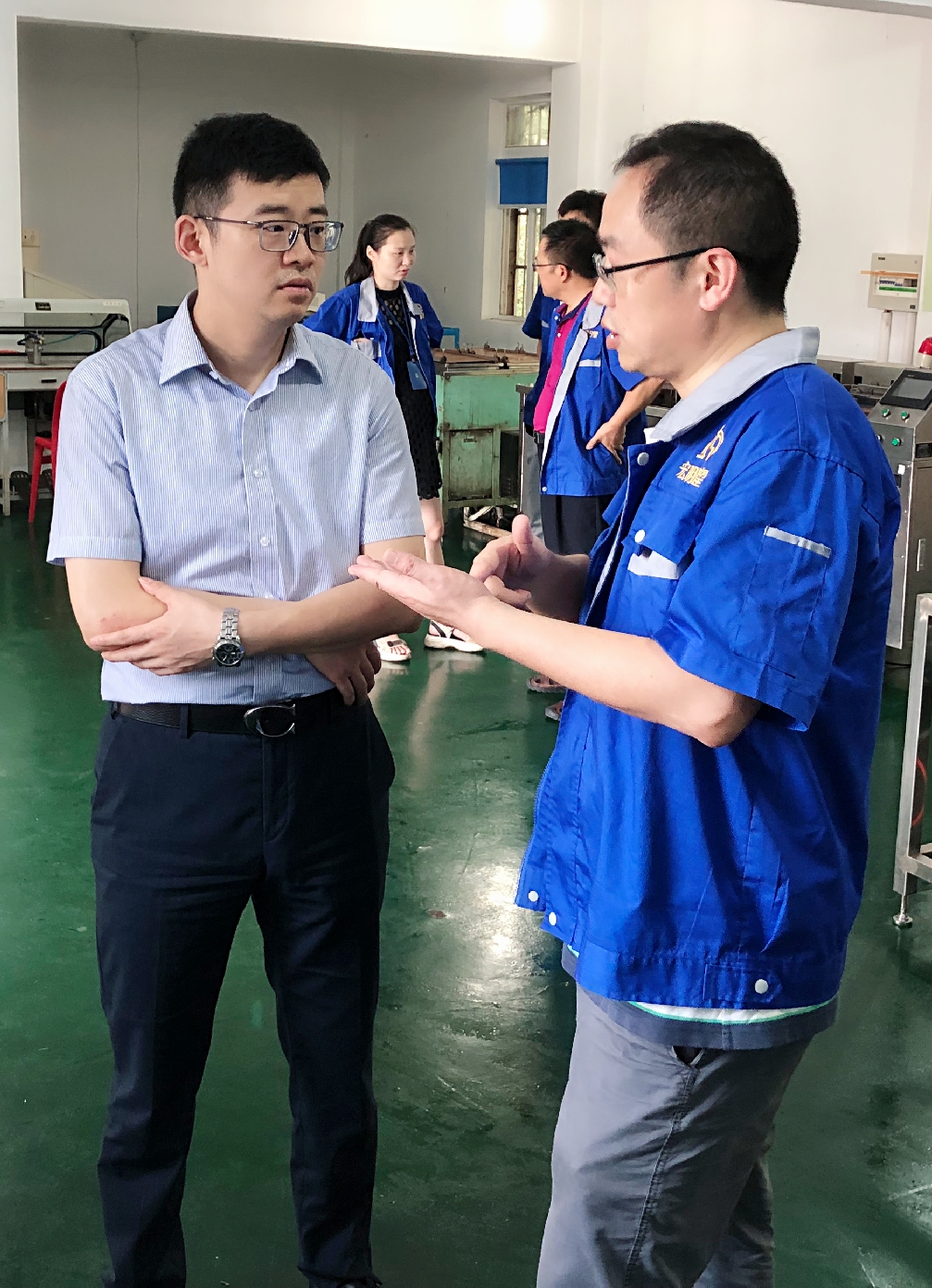 j9体育平台,宏明日望,株洲电子科技,湖南电容器,株洲电容器,电容器